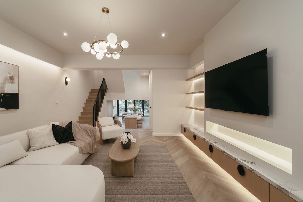 ให้เช่าทาวน์โฮมสุขุมวิท อโศก ทองหล่อ : Townhome Ekkamai