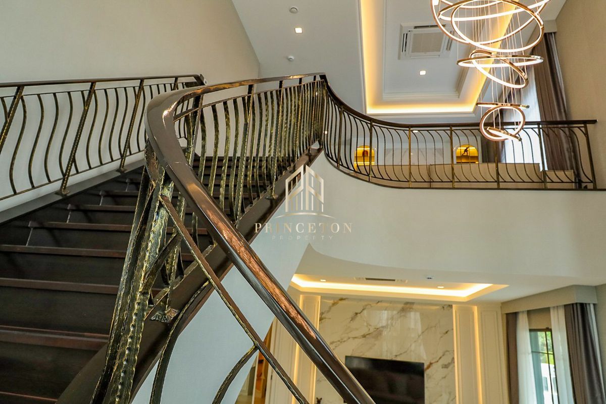 HouseLadkrabang, Suwannaphum Airport : Luxury House For Sale or Rent Grand Bangkok Boulevard Krungthep Kreetha 📞092-4252445