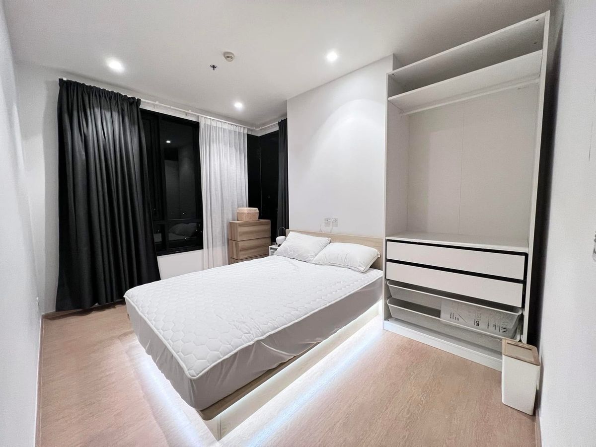 ให้เช่าคอนโดสุขุมวิท อโศก ทองหล่อ : [Pet-Friendly Rare Unit ใจกลางเอกมัย] MARU Ekkamai 2 | 1 Bedroom 34 ตร.ม. ชั้นสูง วิวดี ใกล้ BTS เพียง 400 ม.