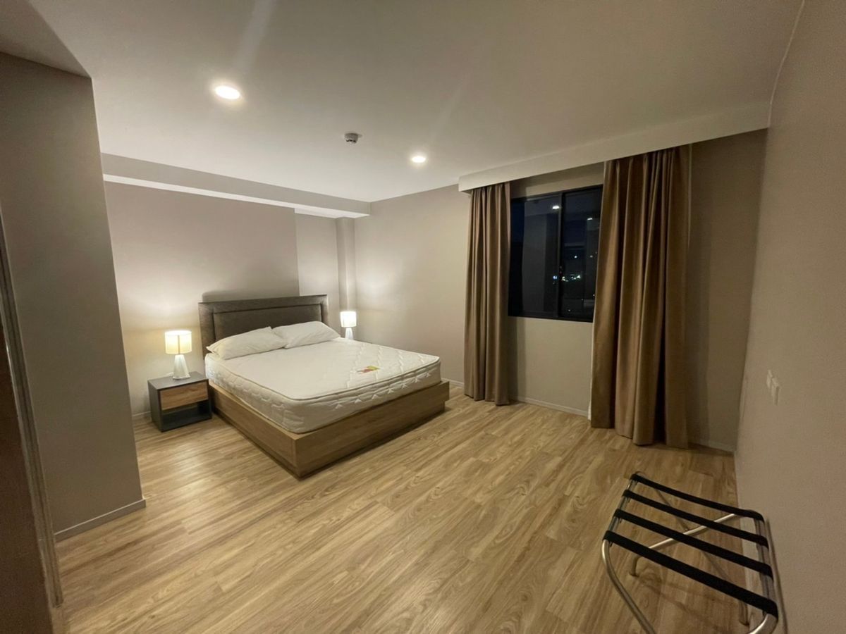 คอนโดสาทร นราธิวาส : ขาย / ให้เช่า ห้อง 2 ห้องนอน Blossom Condo@Sathorn-Charoenrat