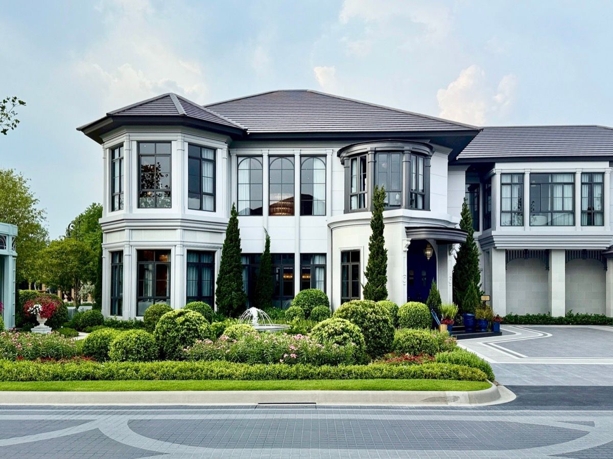 ขายบ้านบางนา แบริ่ง ลาซาล : นาราสิริ บางนา กม.10 - บ้านเดี่ยว2ชั้น เริ่มต้น437-687ตรม. ที่ดิน116-192วา ซื้อตรงโครงการ 092-545-6151 (ทิม)
