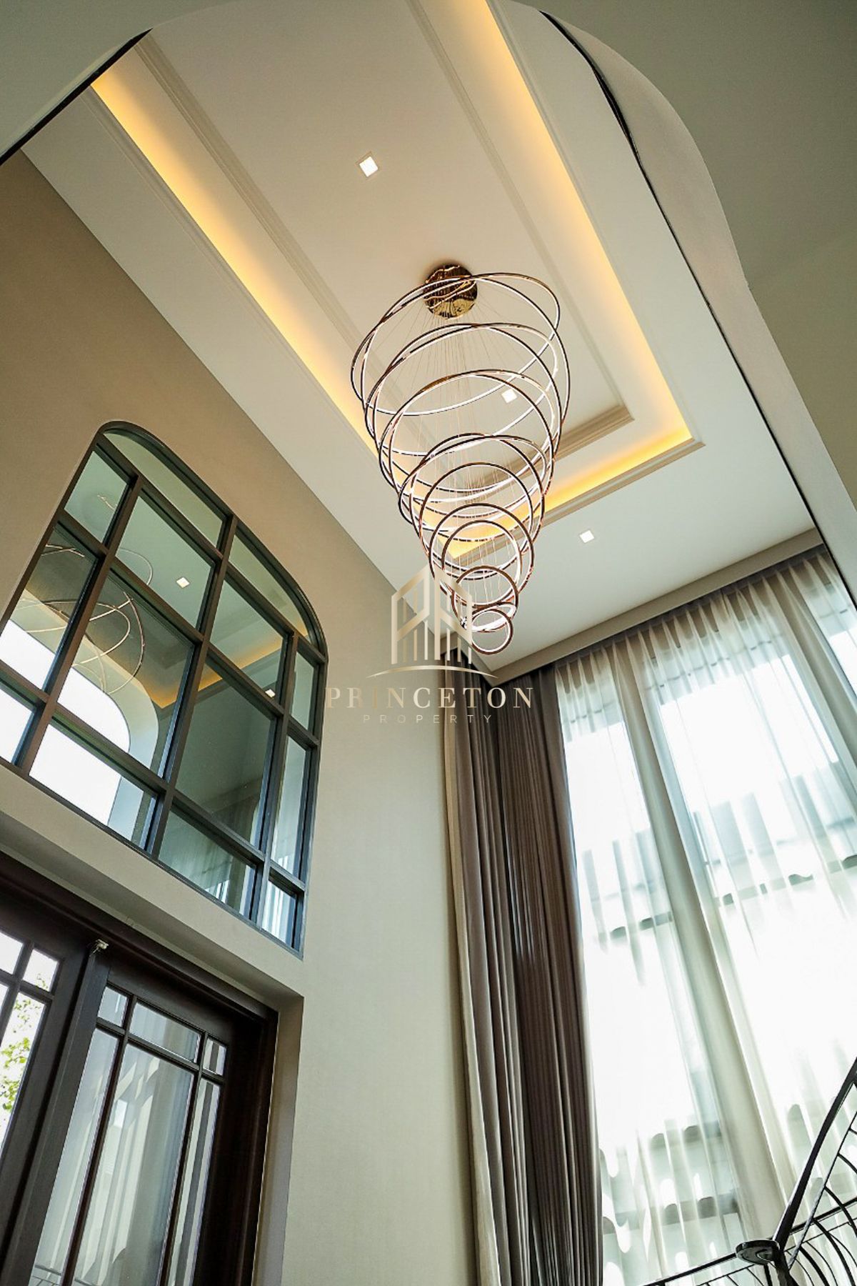 HouseLadkrabang, Suwannaphum Airport : Luxury House For Sale or Rent Grand Bangkok Boulevard Krungthep Kreetha 📞092-4252445