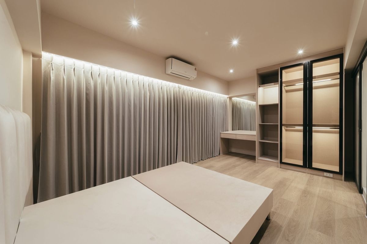 ขายทาวน์โฮมอ่อนนุช อุดมสุข : ขายพร้อมผู้เช่า สัญญาถึง  เดือนพ.ค. 2569ทาวน์เฮาส์ 3 ชั้น รีโนเวทใหม่ ใกล้ BTS พระโขนง เดินได้!ตกแต่งสไตล์โมเดิร์น น่าอยู่มาก