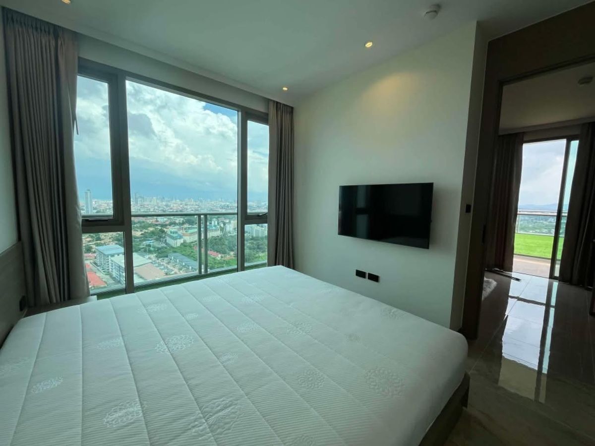 ขายคอนโดพัทยา บางแสน ชลบุรี สัตหีบ : ขายคอนโด 1 Bed ระเบียงมี Bathtub โครงการ The Riviera Ocean Drive