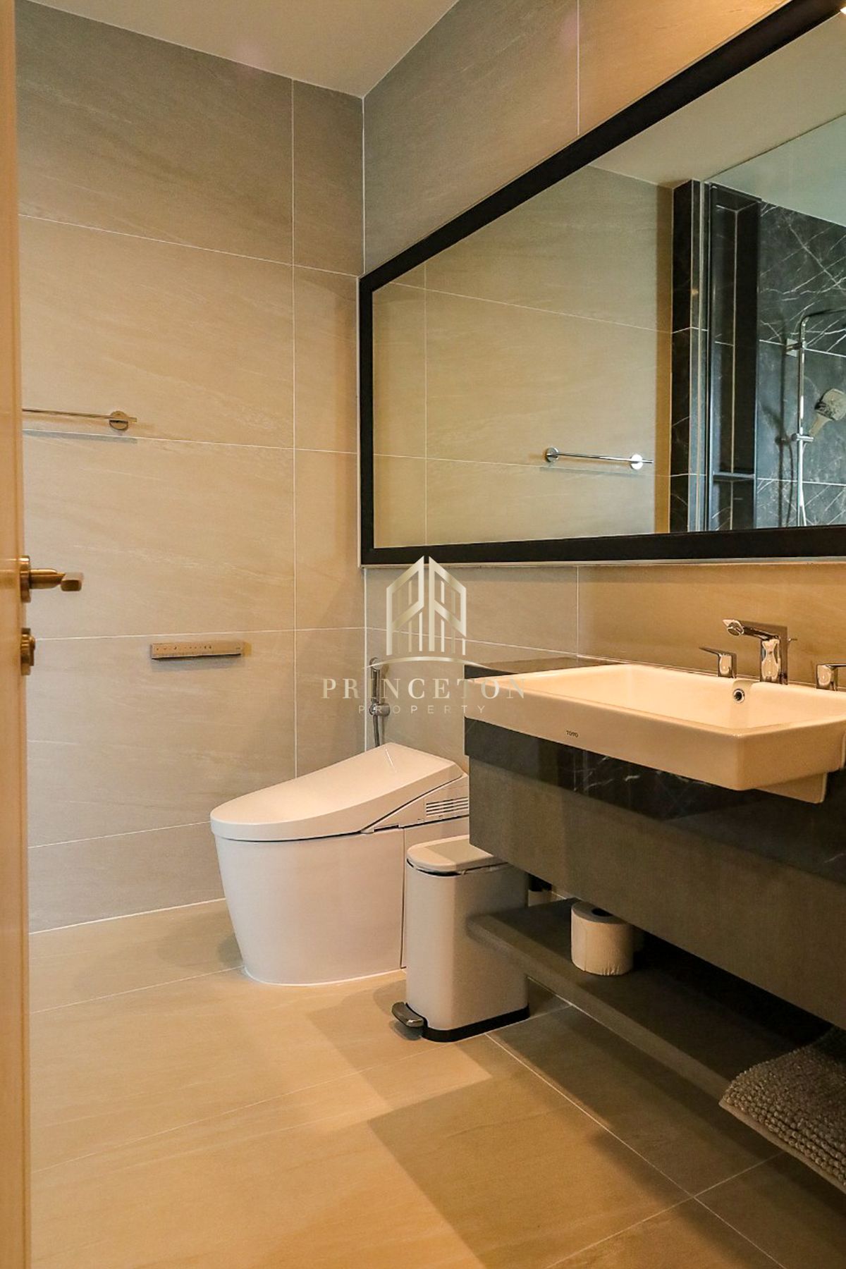 HouseLadkrabang, Suwannaphum Airport : Luxury House For Sale or Rent Grand Bangkok Boulevard Krungthep Kreetha 📞092-4252445