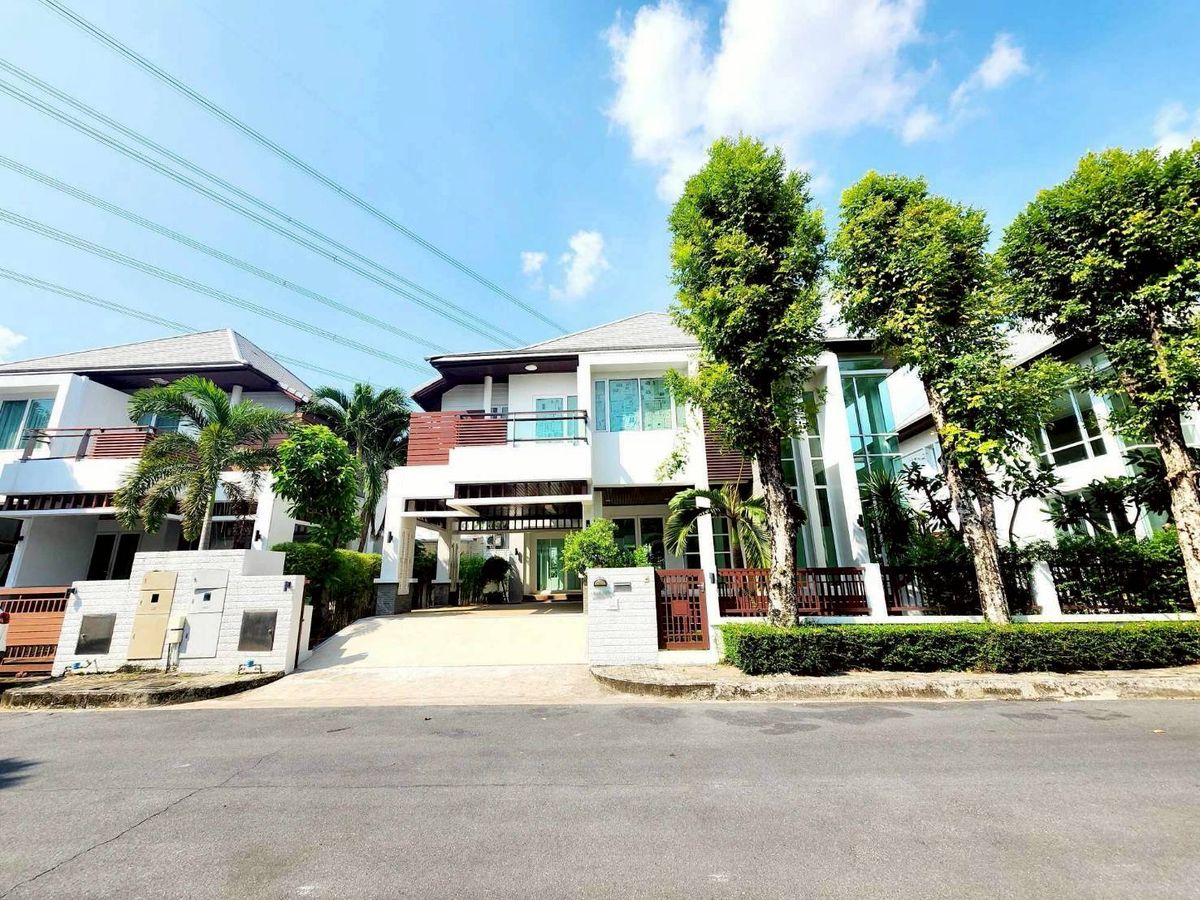 ขายบ้านลาดกระบัง สุวรรณภูมิ : ขายบ้านเดี่ยว 2 ชั้น บูลากูน 1 วงแหวน -​ บางนา บ้านใหม่ เจ้าของไม่เคยเข้าอยู่ ใกล้เมกาบางนา (JKTW16)​