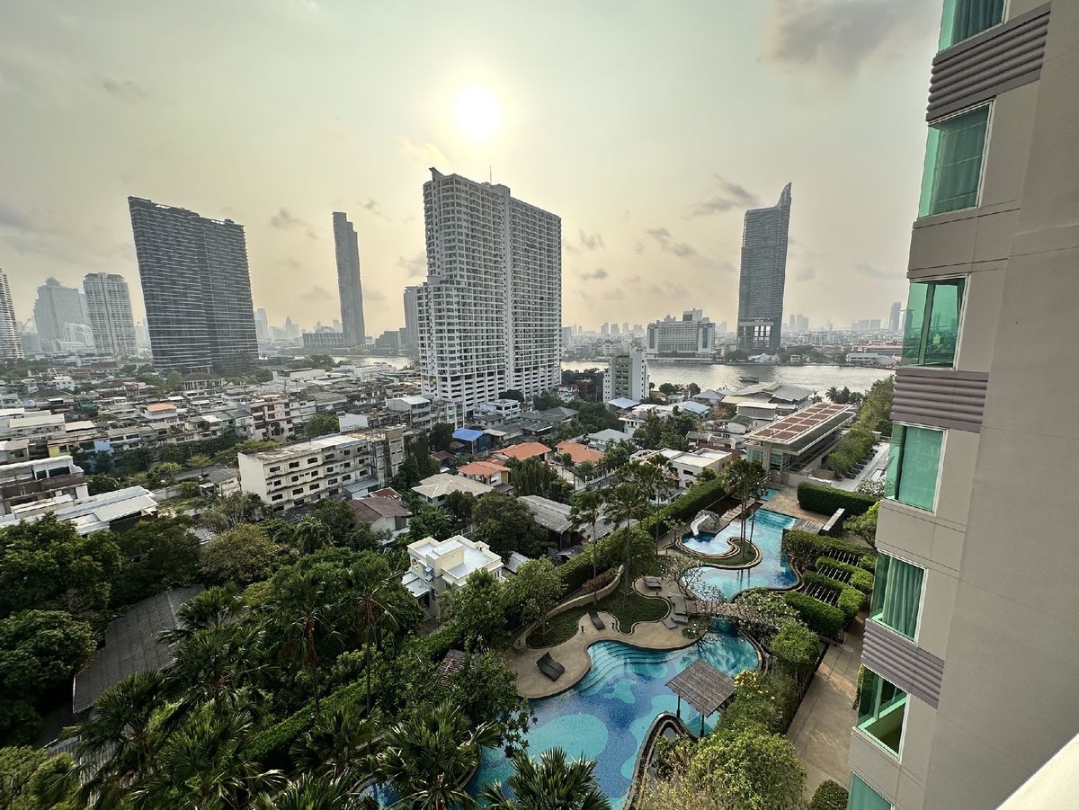 For SaleCondoWongwianyai, Charoennakor : 📢👇Living by the river , 3 beds big size, big balcony, near Icon Siam, opposite Asiatique 