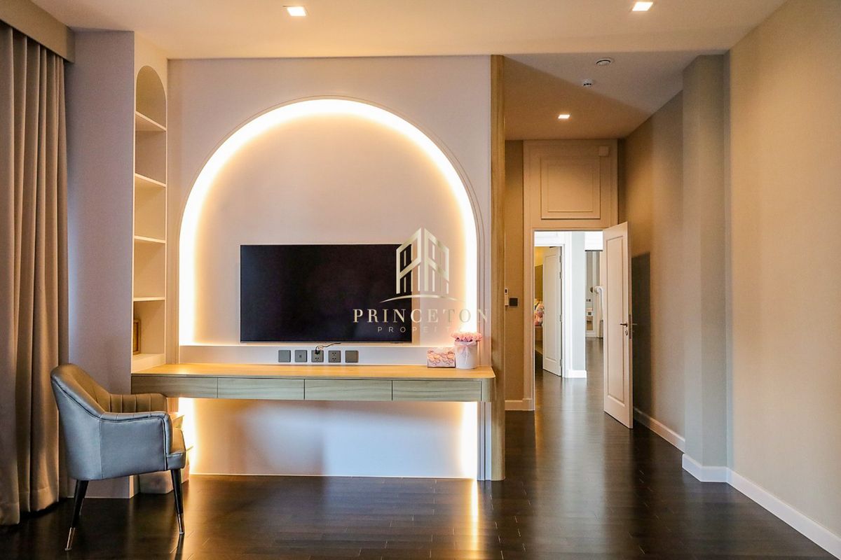 HouseLadkrabang, Suwannaphum Airport : Luxury House For Sale or Rent Grand Bangkok Boulevard Krungthep Kreetha 📞092-4252445