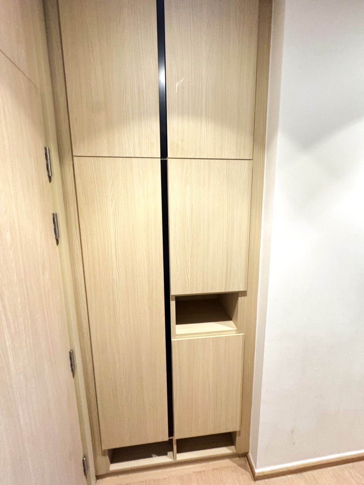 ให้เช่าคอนโดสุขุมวิท อโศก ทองหล่อ : 🔥🔥LineID: @RizzEstate (มี@)🔥🔥 Maru Ekkamai 2 เลี้ยงสัตว์ได้ ใกล้ BTS Ekkamai 🔥ห้องพร้อมอยู่