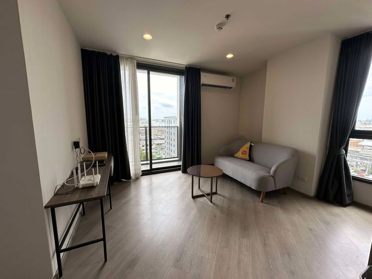 For RentCondoVipawadee, Don Mueang, Lak Si : Selling / renting a condo The Base Saphanmai, near BTS Sai Sai, only 30 meters