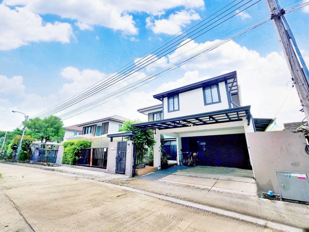 ขายบ้านบางนา แบริ่ง ลาซาล : ขายบ้านเดี่ยว 2 ชั้น หมู่บ้าน มัณฑนา บางนา กม.7 ซอย ราชวินิตบางแก้ว ใกล้เมกาบางนา (JKTW34)​