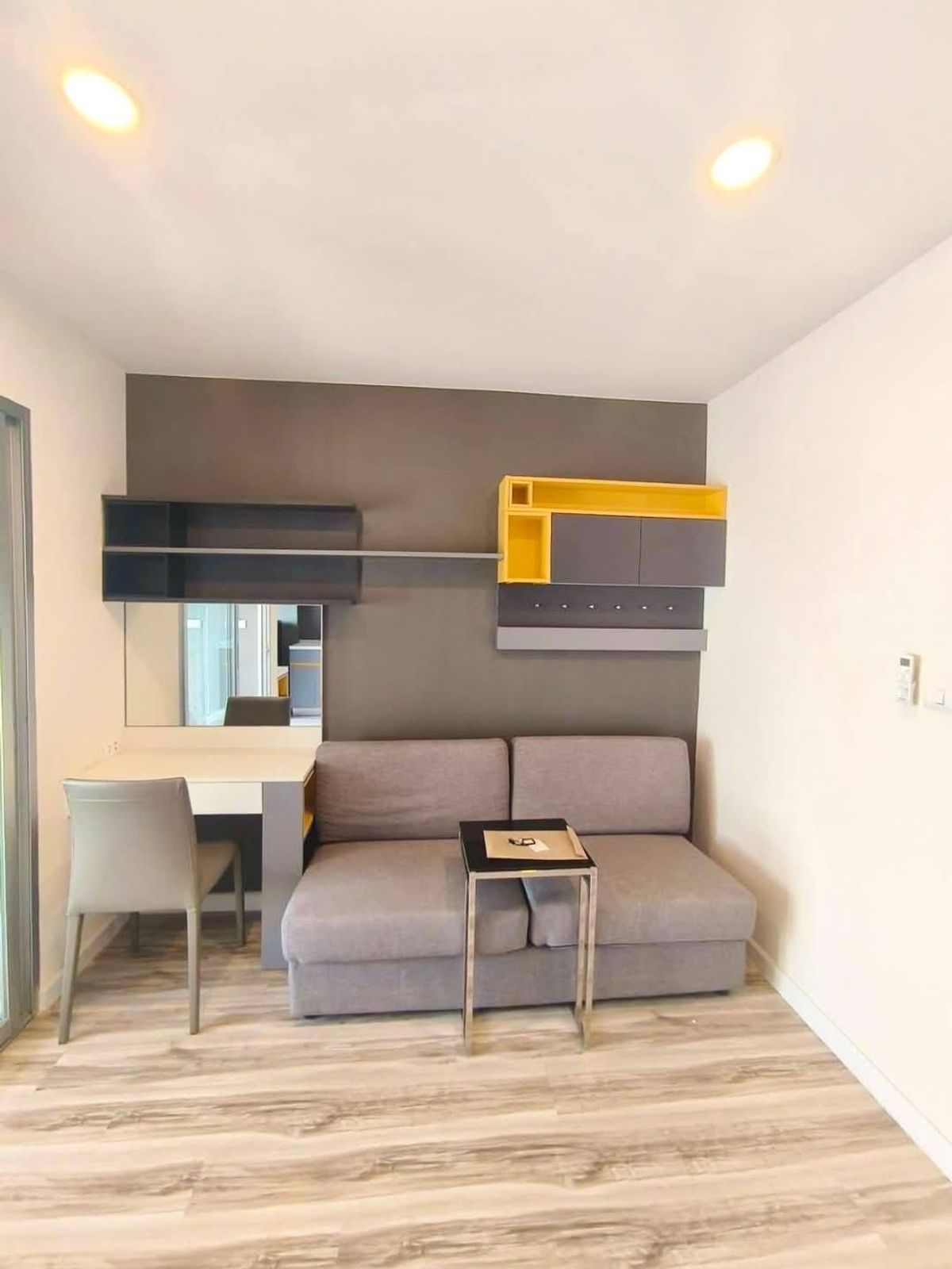 For RentCondoAyutthaya : Free for rent !! Plus Condo Ayutthaya, addicted to Lotus, beautiful room, complete furniture !!