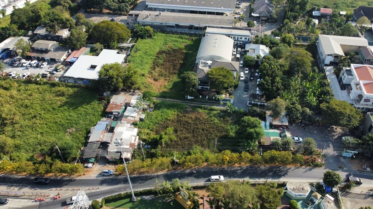 ขายที่ดินนวมินทร์ รามอินทรา : ขาย ที่ดินเปล่า 332 ตร.วา ติดทางด่วน จตุโชติ เพียงตารางวาละ 55,000 บาท หรือทั้งแปลง 18 ล้านเท่านั้น!!!