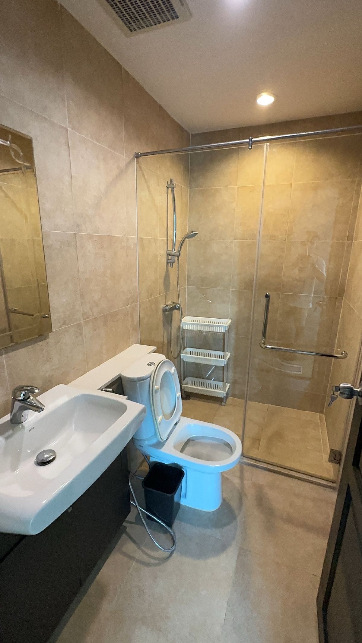 For SaleCondoWongwianyai, Charoennakor : 📢👇Living by the river , 3 beds big size, big balcony, near Icon Siam, opposite Asiatique 