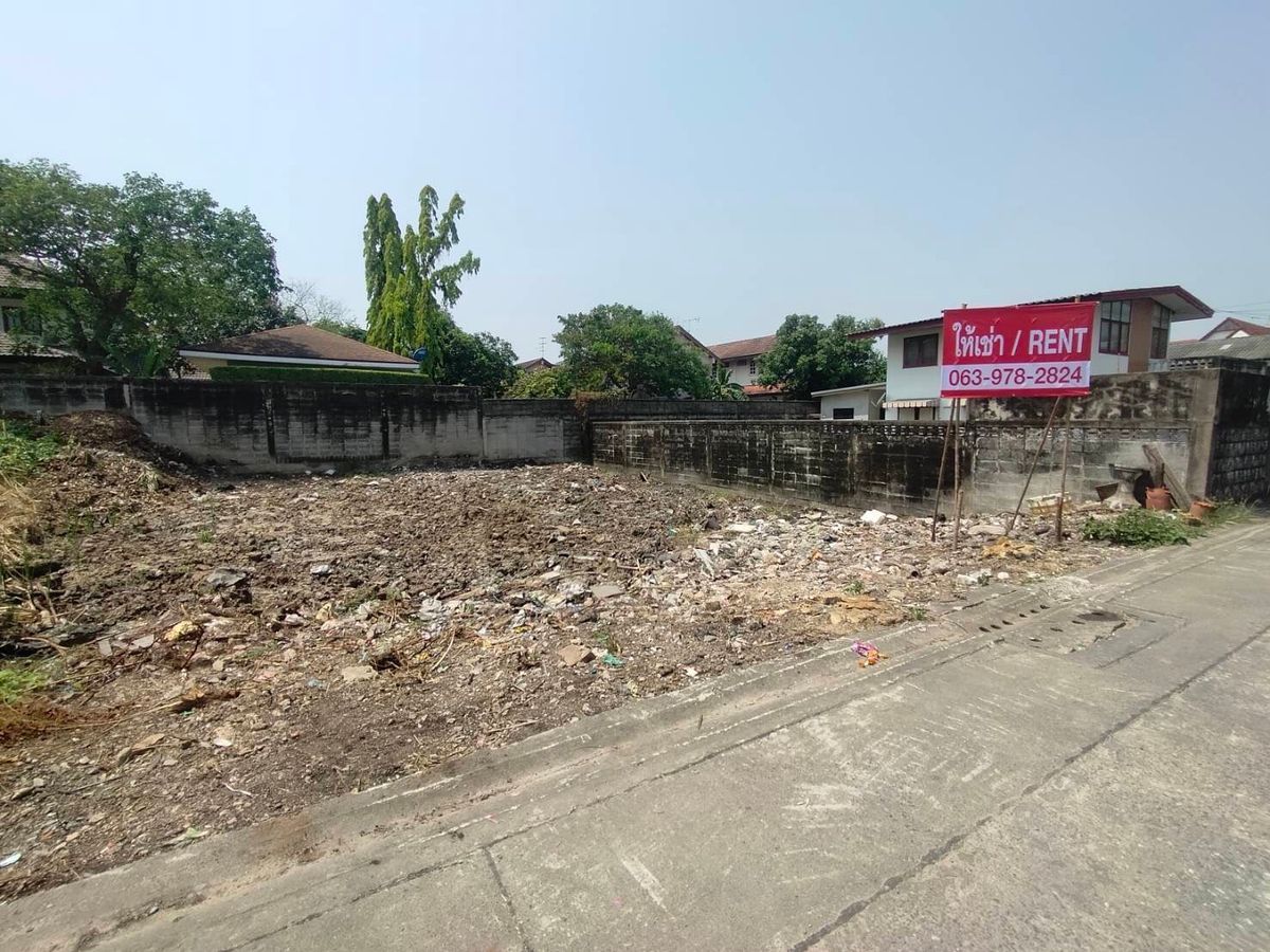 ขายที่ดินโชคชัย4 ลาดพร้าว71 : PPE 10  ขาย ที่ดิน  ซอยลาดพร้าว 83 เขตวังทองหลาง ทิศตะวันออก  เนื้อที่ 58 ตารางวา