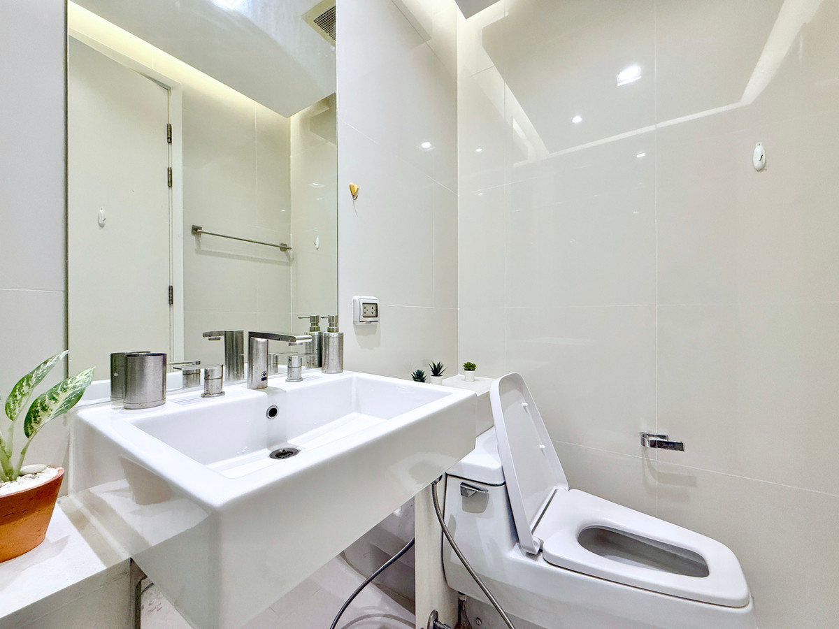 For RentCondoLadprao, Central Ladprao : For rent 🌈✨Equinox Paholyothin-Vipha, a beautiful garden view, call 092-2462653 Donut.