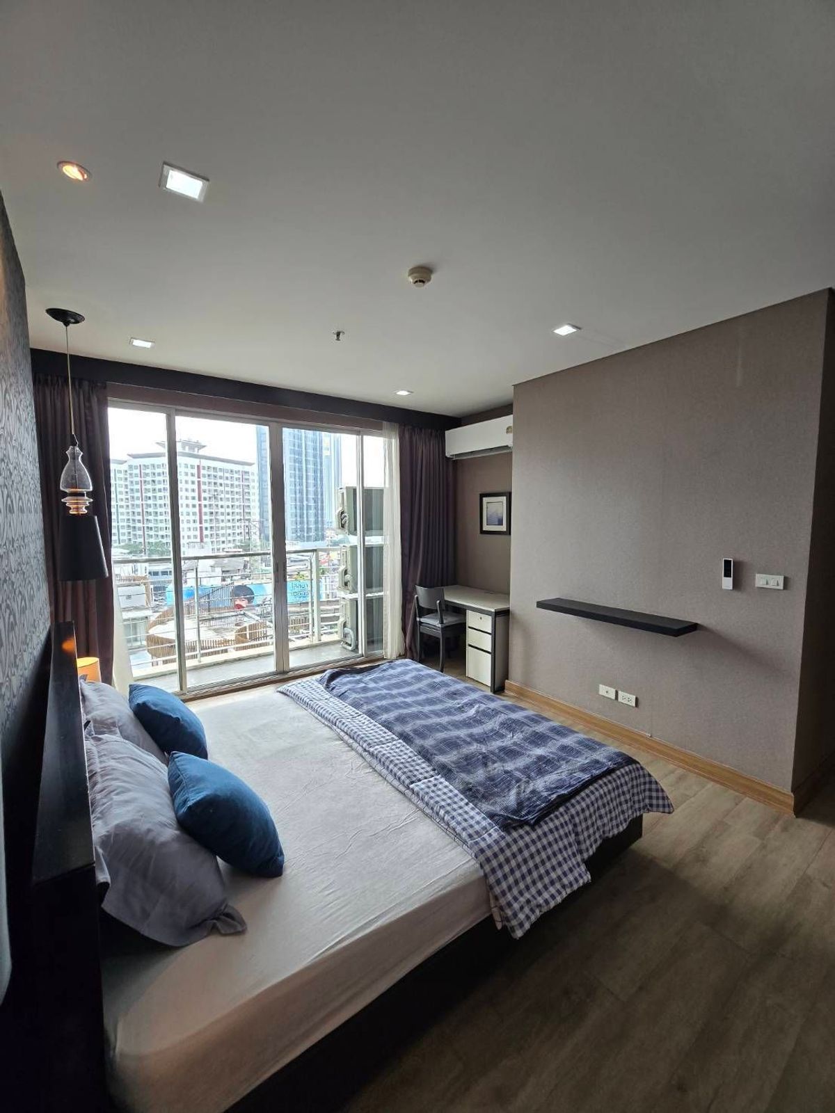 ให้เช่าคอนโดอ่อนนุช อุดมสุข : ให้เช่า คอนโด Le Luk Condominium  ใกล้ BTS พระโขนง ประมาณ 150 เมตร