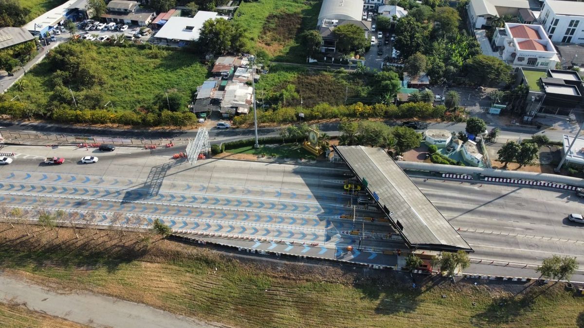 ขายที่ดินนวมินทร์ รามอินทรา : ขาย ที่ดินเปล่า 332 ตร.วา ติดทางด่วน จตุโชติ เพียงตารางวาละ 55,000 บาท หรือทั้งแปลง 18 ล้านเท่านั้น!!!