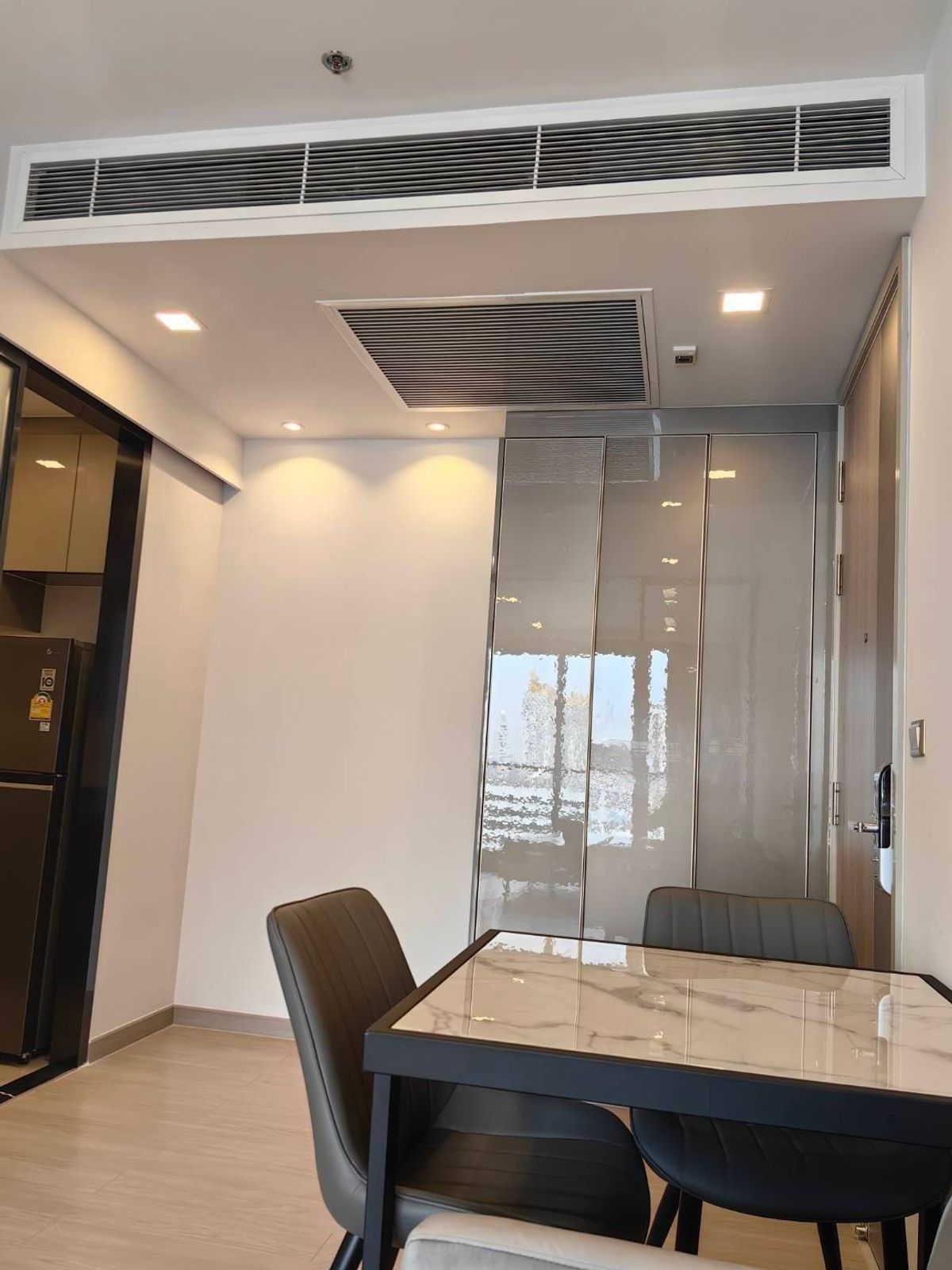 For RentCondoRama9, Petchburi, RCA : Condo for rent 1 bedroom One Nine Five Asoke - Rama 9 next to Central Rama 9, Huai Khwang, Bangkok (Property code TC-03)