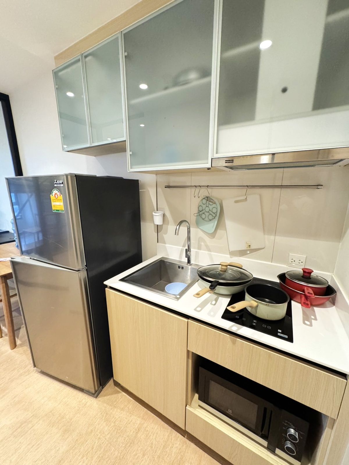 ให้เช่าคอนโดสุขุมวิท อโศก ทองหล่อ : 🔥🔥LineID: @RizzEstate (มี@)🔥🔥 Maru Ekkamai 2 เลี้ยงสัตว์ได้ ใกล้ BTS Ekkamai 🔥ห้องพร้อมอยู่