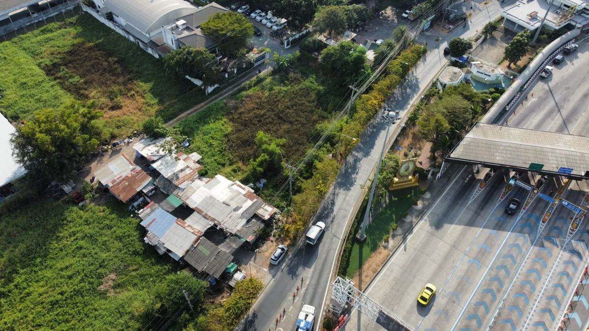 ขายที่ดินนวมินทร์ รามอินทรา : ขาย ที่ดินเปล่า 332 ตร.วา ติดทางด่วน จตุโชติ เพียงตารางวาละ 55,000 บาท หรือทั้งแปลง 18 ล้านเท่านั้น!!!