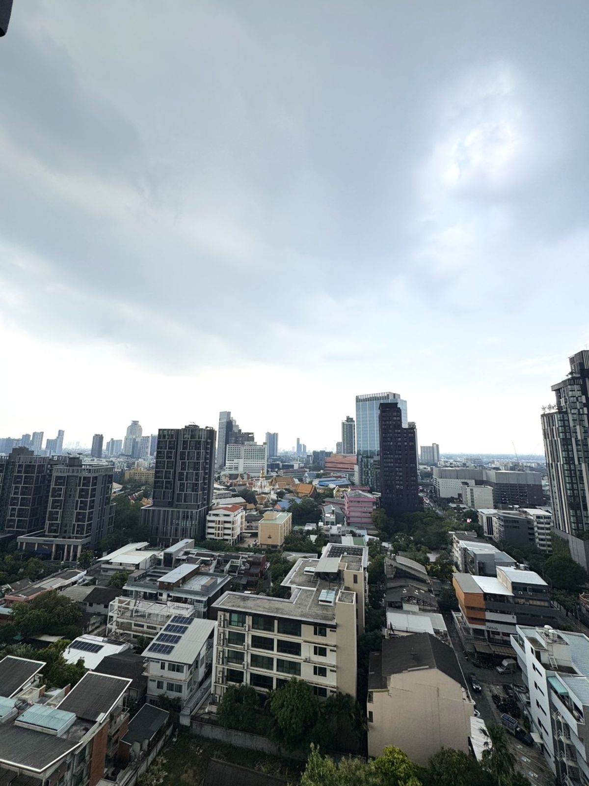 ให้เช่าคอนโดสุขุมวิท อโศก ทองหล่อ : 🔥🔥LineID: @RizzEstate (มี@)🔥🔥 Maru Ekkamai 2 เลี้ยงสัตว์ได้ ใกล้ BTS Ekkamai 🔥ห้องพร้อมอยู่