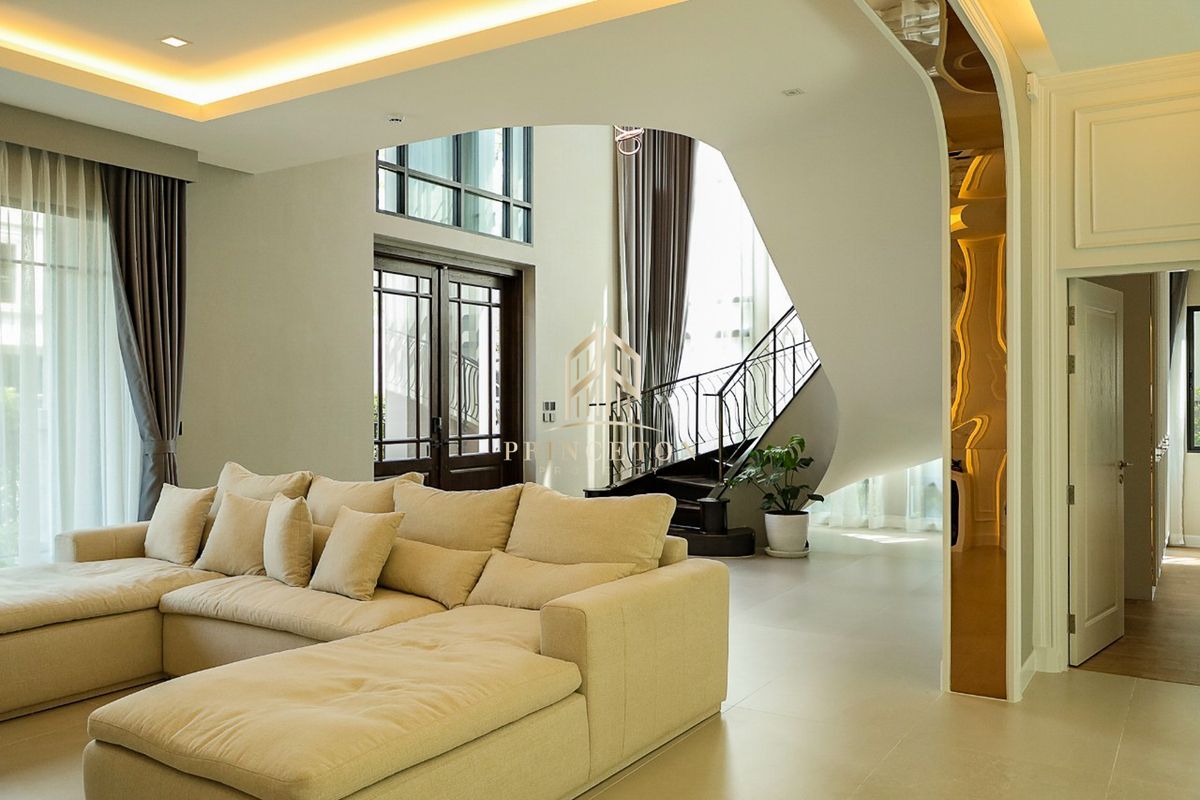 HouseLadkrabang, Suwannaphum Airport : Luxury House For Sale or Rent Grand Bangkok Boulevard Krungthep Kreetha 📞092-4252445