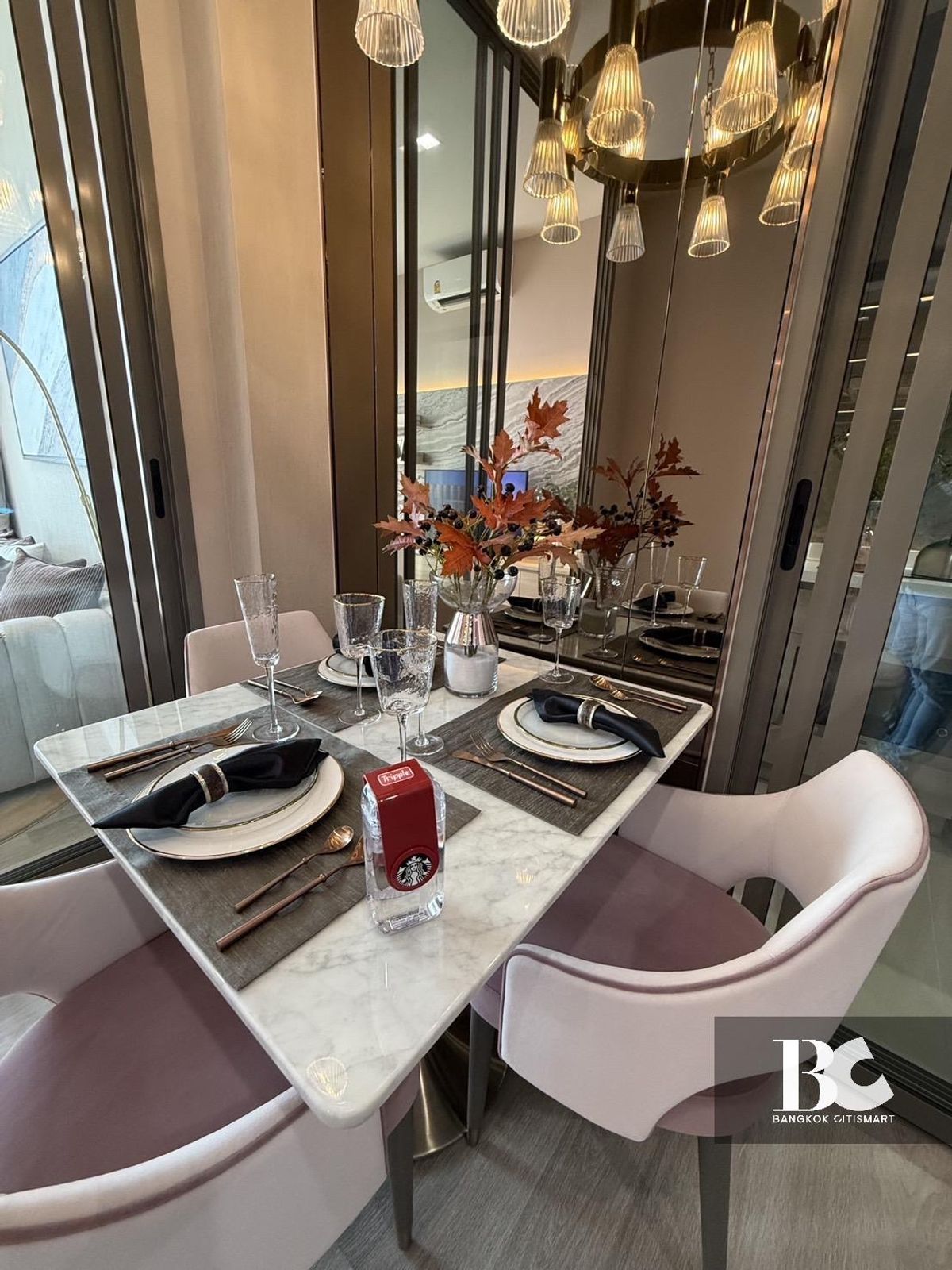 ให้เช่าคอนโดสาทร นราธิวาส : 44 ตรม. 1 Bedroom plus ให้เช่า  45,000 ติดต่อ นิคกี้ 092-4971696