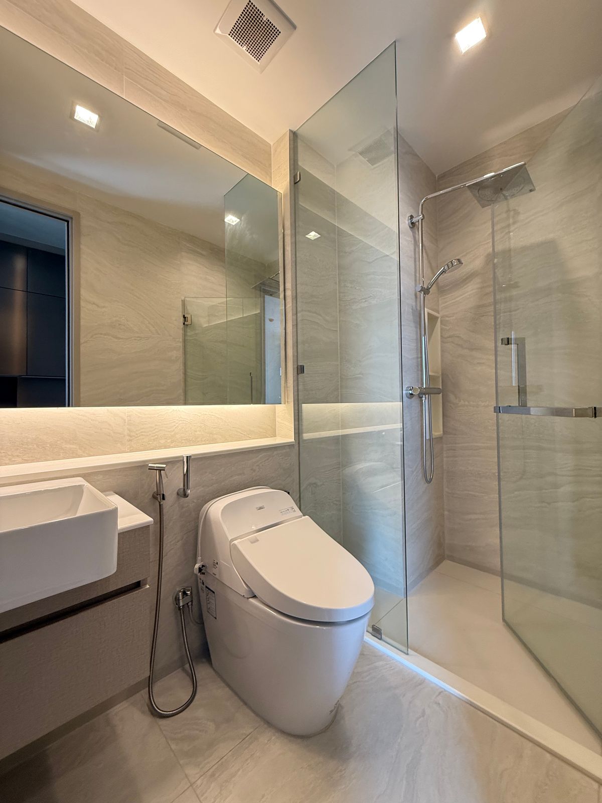 For RentCondoRatchathewi,Phayathai : ⚜️ Best Price for Rent 1 Bedroom Close to Siam Paragon ⚜️