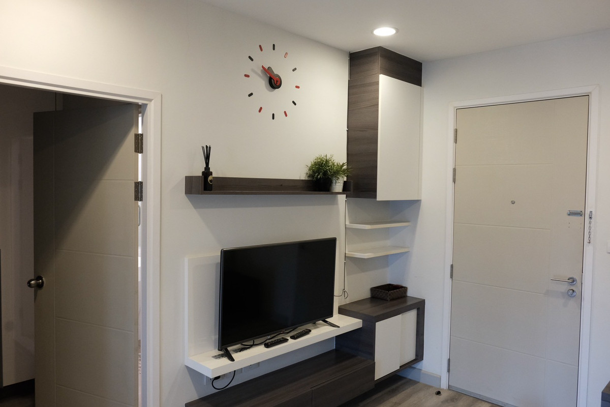 ให้เช่าคอนโดสาทร นราธิวาส : Centric Sathorn - Saint Louis (เซ็นทริค สาทร - เซนต์หลุยส์) for Rent (1bed1bath 35sqm)