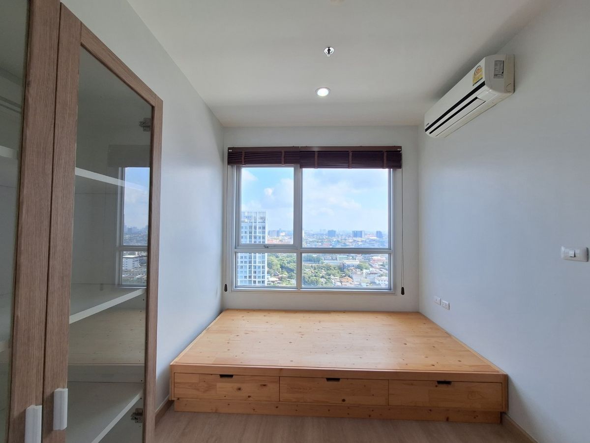 For SaleCondoThaphra, Talat Phlu, Wutthakat : Selling condo next to The Tempo Grand Sathorn-Wutthakat, next to BTS Wutthakat, Condo, MRT, Wutthakat Station, 23rd floor, beautiful view, complete with