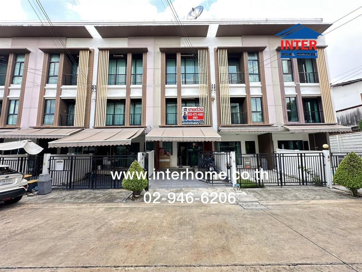 For SaleTownhomeThaphra, Talat Phlu, Wutthakat : 3 -story townhouse 16.5 sq.w. Village, Klang Mueang Kanlapaphruek Near the Mall Bang Khae, Soi Kamnan, alley, Soi Thonburi 29/2, Kanlapaphruek Road, Phasi Charoen District, Bangkok