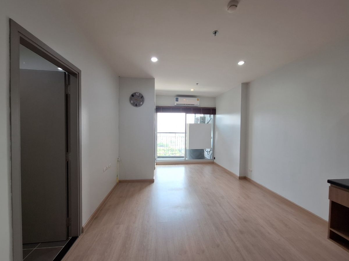 For SaleCondoThaphra, Talat Phlu, Wutthakat : Selling condo next to The Tempo Grand Sathorn-Wutthakat, next to BTS Wutthakat, Condo, MRT, Wutthakat Station, 23rd floor, beautiful view, complete with