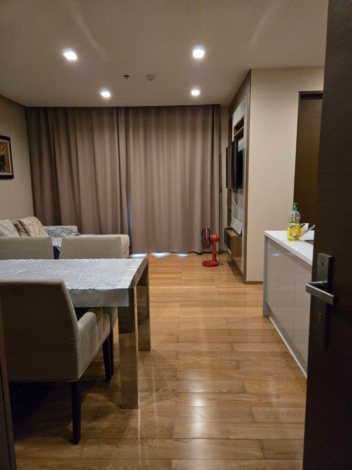 ขายคอนโดพระราม 9 เพชรบุรีตัดใหม่ RCA : ขายคอนโด The Address Asok