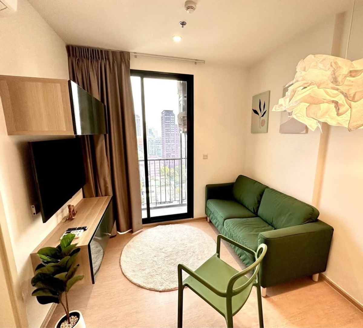 ให้เช่าคอนโดสุขุมวิท อโศก ทองหล่อ : For Rent: Maru Ekkamai 2 (Pet Friendly, Rare Unit) (Rt-01)