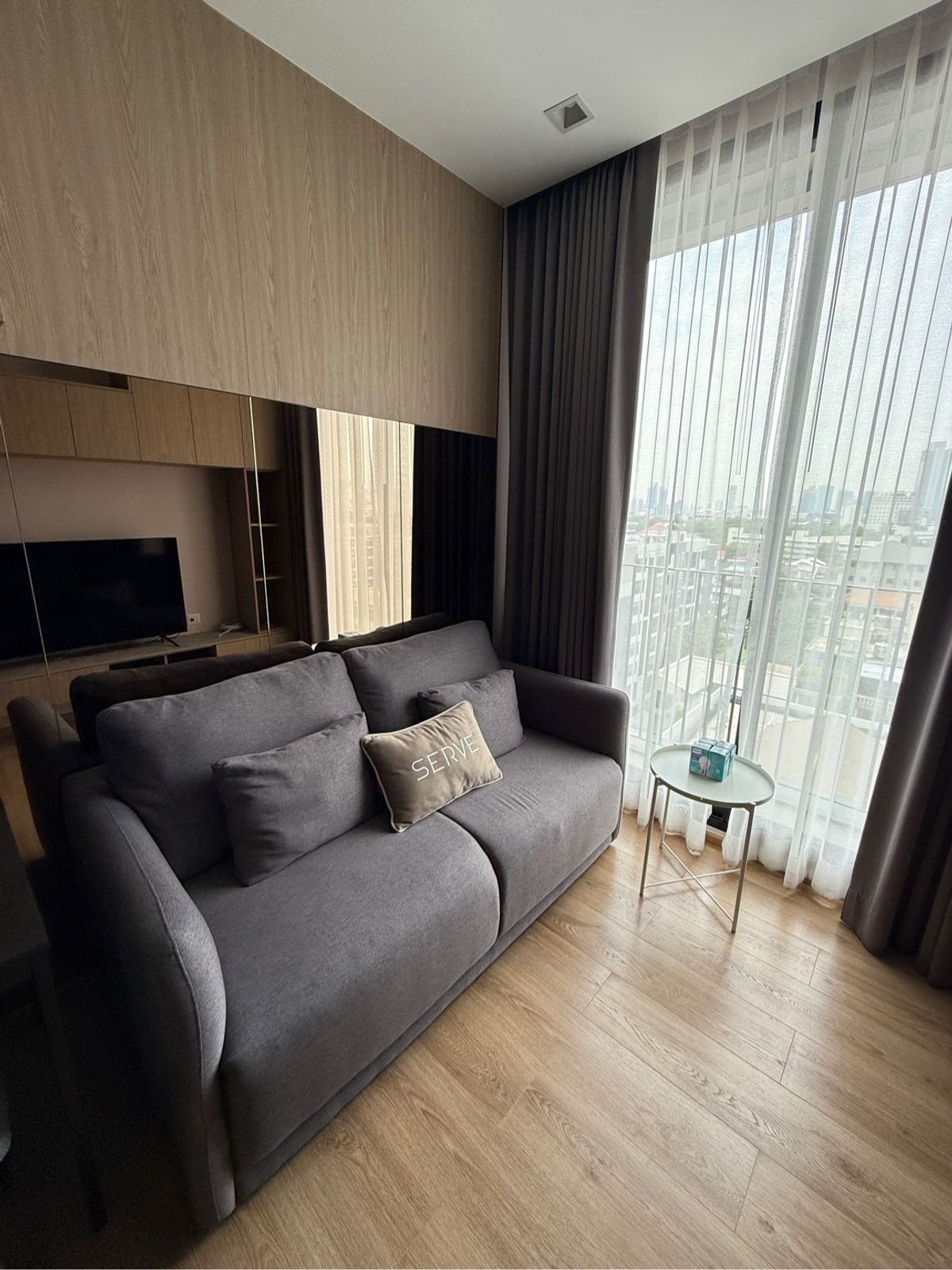 ให้เช่าคอนโดอารีย์ อนุสาวรีย์ : Rent Noble Around ari 1 bedroom 1 bathroom 35 Sqm. ห้องสวยเเต่งเหมือนห้องตัวอย่าง ชั้นไม่สูงมากปลอดภัย โครงการติด BTS อารีย์