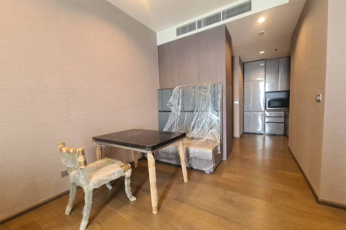 CondoSathorn, Narathiwat : 🔥 For Sale - Rent !! 🔥 Code C20221201577.........The Diplomat Sathorn, 1 bedroom, 1 bathroom, North Facing, high floor 14++, furnished, ready to move in, SELL AT LOSS!!📣📣