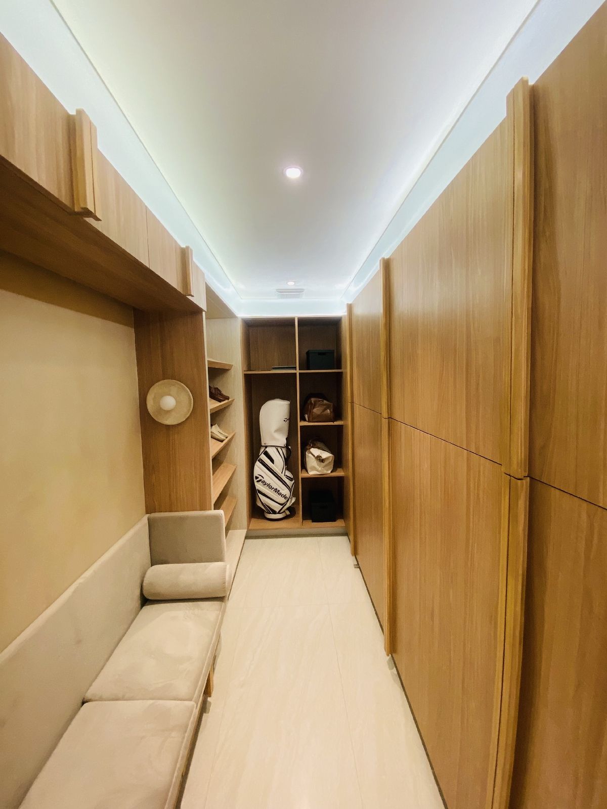 ขายบ้านเลียบทางด่วนรามอินทรา : ELIVA PRIVATE RESIDENCES นาคนิวาส37 ขายบ้านสุดหรู 