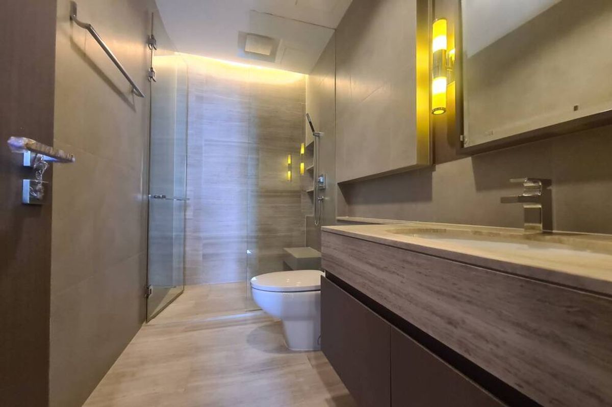 CondoSathorn, Narathiwat : 🔥 For Sale - Rent !! 🔥 Code C20221201577.........The Diplomat Sathorn, 1 bedroom, 1 bathroom, North Facing, high floor 14++, furnished, ready to move in, SELL AT LOSS!!📣📣