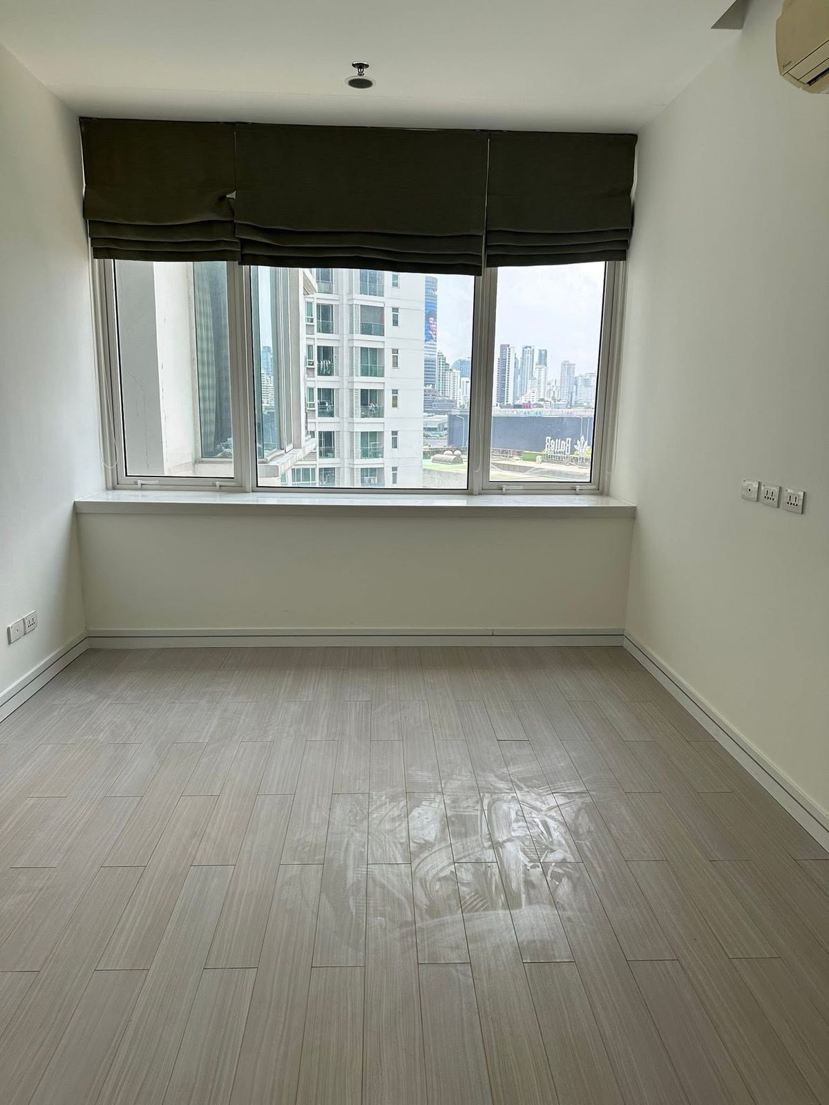 ให้เช่าคอนโดพระราม 9 เพชรบุรีตัดใหม่ RCA : ให้เช่า ✨ T.C. Green ✨  เฟอร์นิเจอร์ และ เครื่องใช้ไฟฟ้าครบ ใกล้ MRT พระราม 9