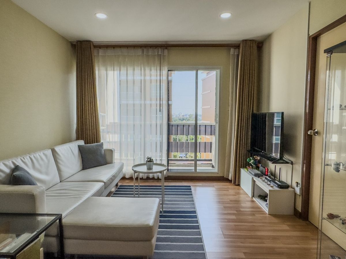 ขายคอนโดเลียบทางด่วนรามอินทรา :  for sale :  We Condo Ekkamai-Raminthra (วี คอนโด เอกมัย-รามอินทรา)MK-02  line @livingbkk