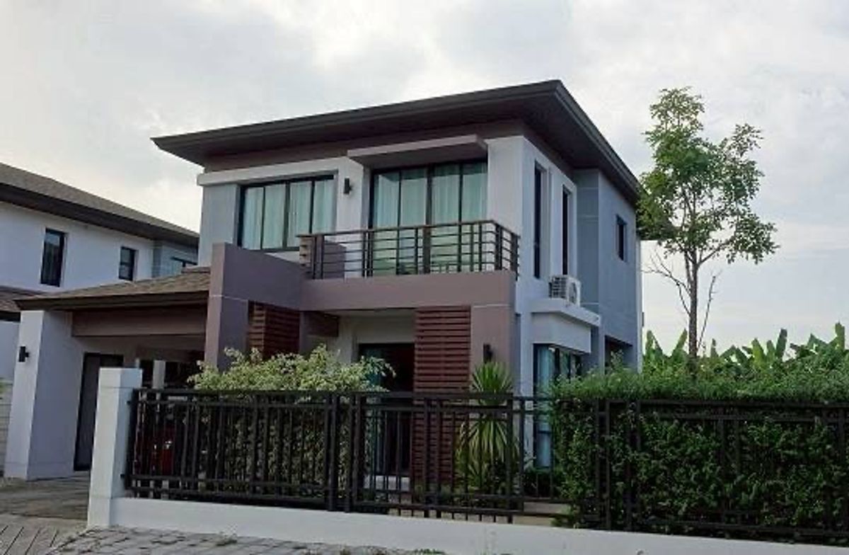 ให้เช่าบ้านมีนบุรี-ร่มเกล้า : บ้านเดี่ยวย่านรามคำแหง  ซ.รามคำแหง94 โครงการAqua divina เฟอร์นิเจอร์ครบพร้อมอยู่ ใกล้ห้าง,มหาลัย,รถไฟฟ้า