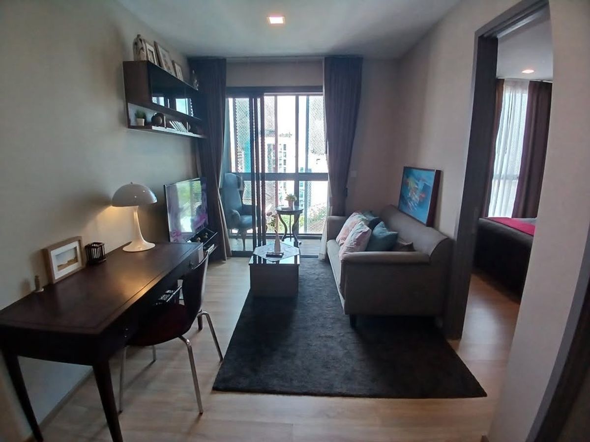 ให้เช่าคอนโดสุขุมวิท อโศก ทองหล่อ : TAKA HAUS Ekamai 12 for rent