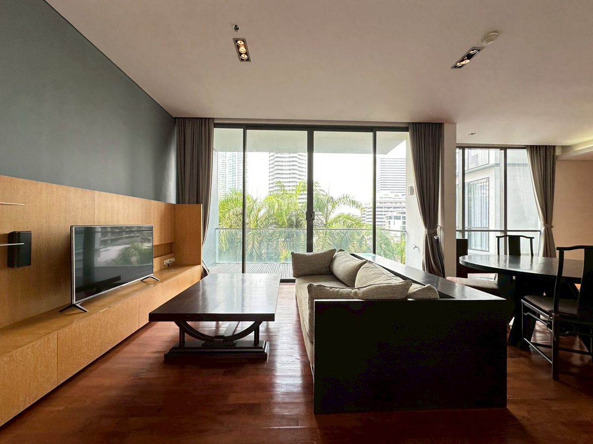 ให้เช่าคอนโดสุขุมวิท อโศก ทองหล่อ : ✨ Domus Sukhumvit 16 – สัมผัสความเรียบหรูในสไตล์ Modern Minimalist ใจกลางอโศก พร้อมพื้นที่กว้างขวาง เฟอร์ฯ บิลต์อินลงตัวทุกมุมมอง
