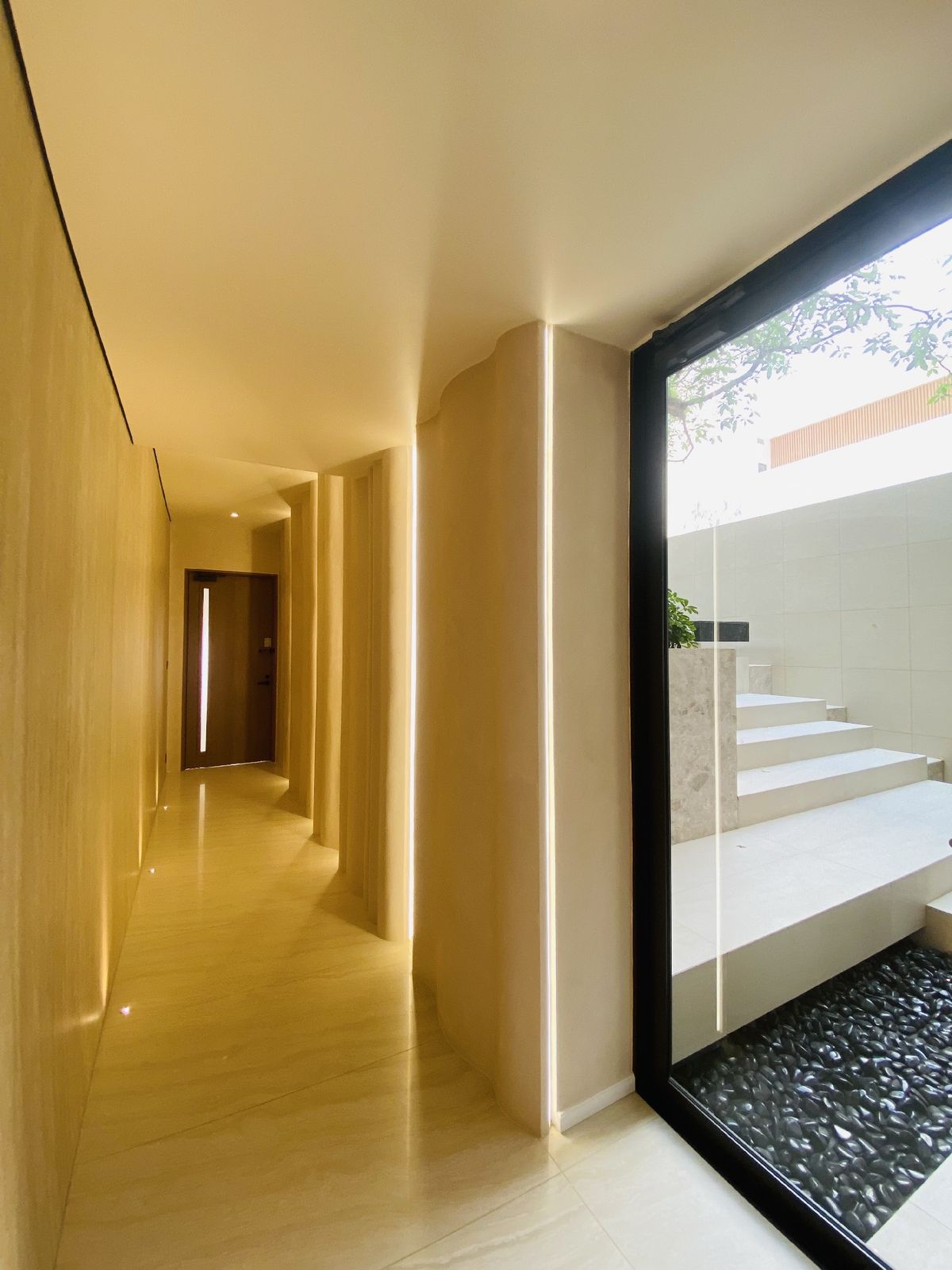 ขายบ้านเลียบทางด่วนรามอินทรา : ELIVA PRIVATE RESIDENCES นาคนิวาส37 ขายบ้านสุดหรู 