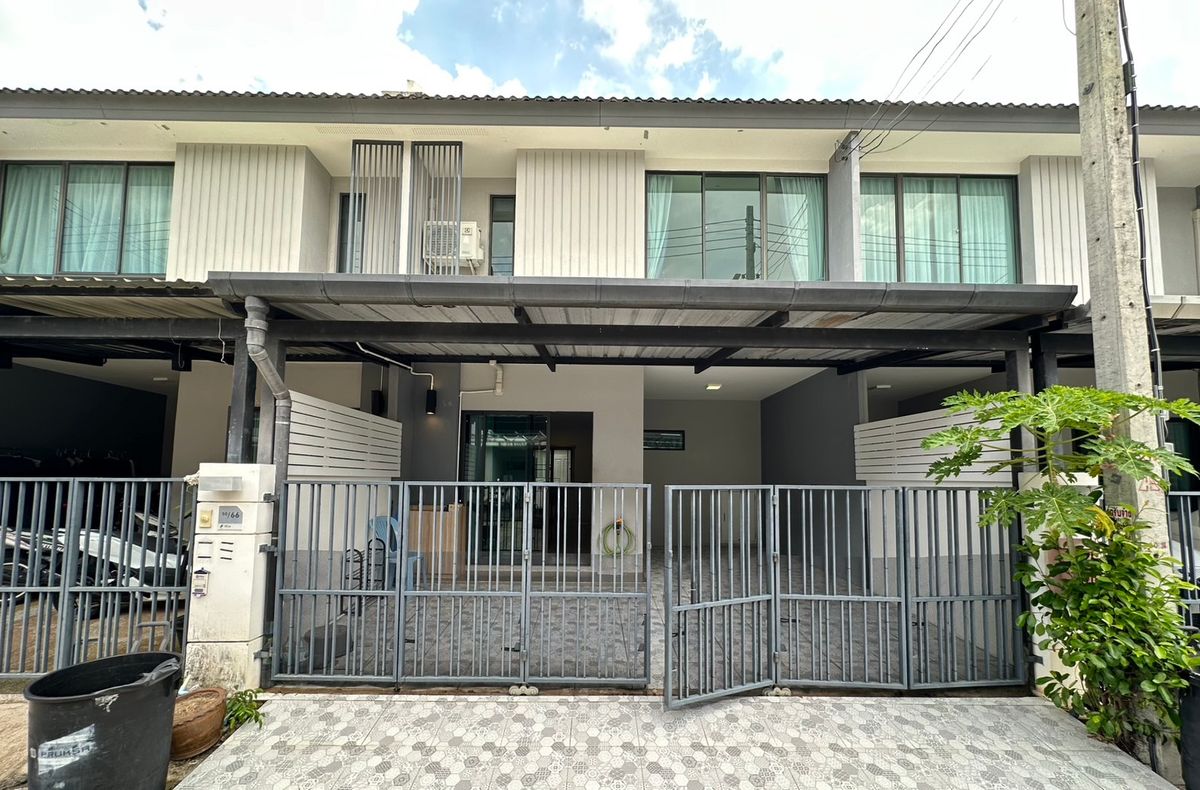 ให้เช่าทาวน์โฮมภูเก็ต : House for rent, Khathu 25,000 /Month