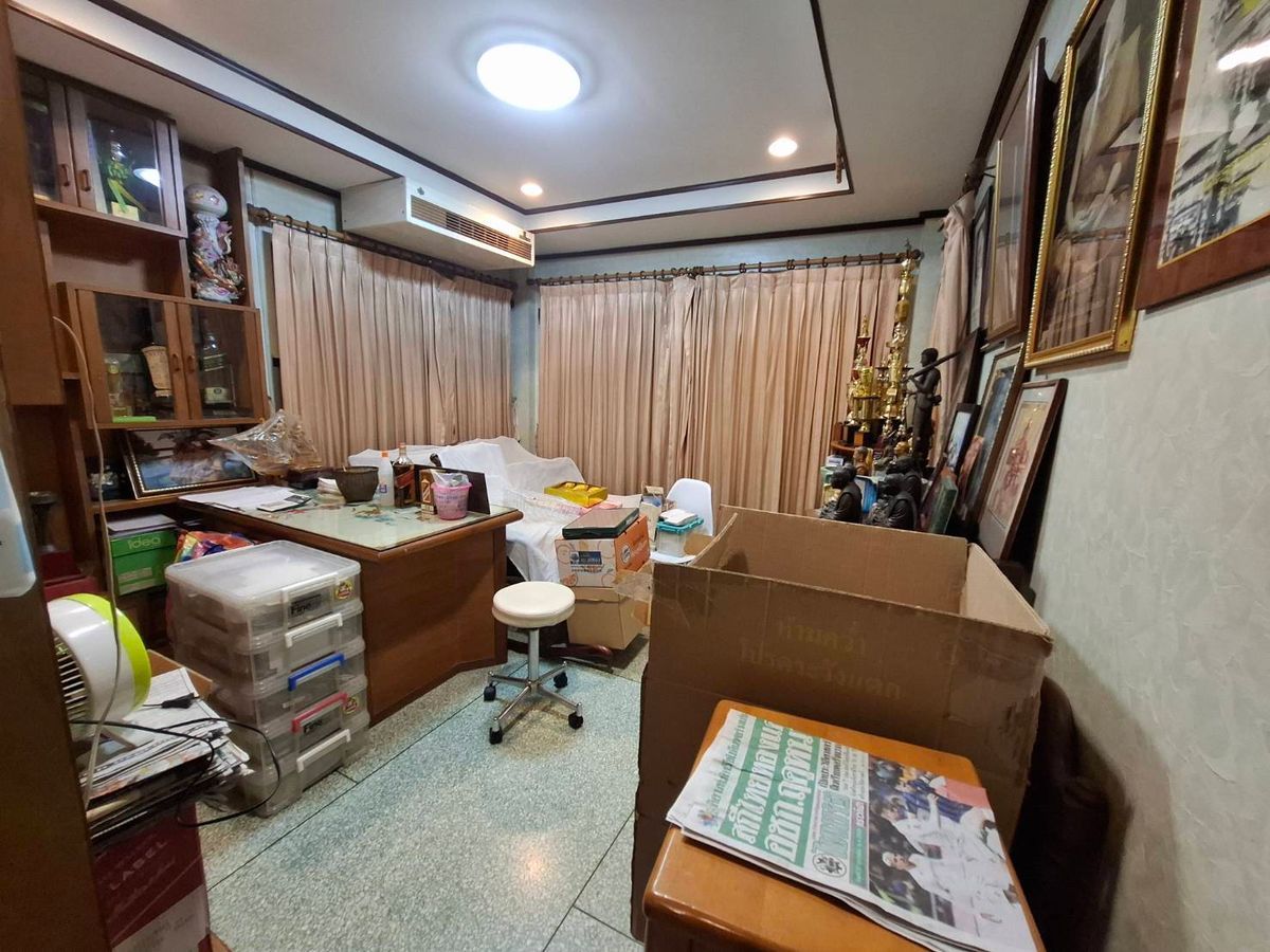 ขายบ้านปิ่นเกล้า จรัญสนิทวงศ์ : หลังมุม 166ตรว 5นอน3น้ำ บ้านเดี่ยว 2 ชั้น มัณฑนา ฉิมพลี ตลิ่งชัน