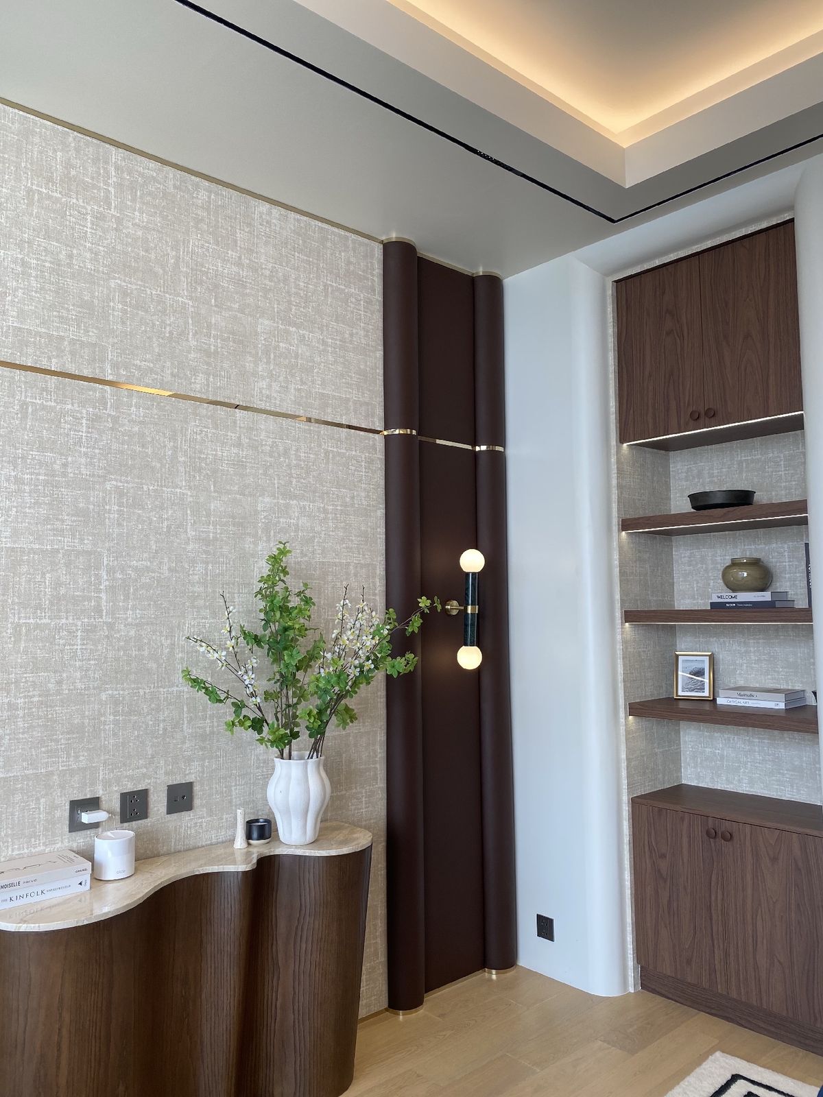 ขายบ้านเลียบทางด่วนรามอินทรา : ELIVA PRIVATE RESIDENCES นาคนิวาส37 ขายบ้านสุดหรู 