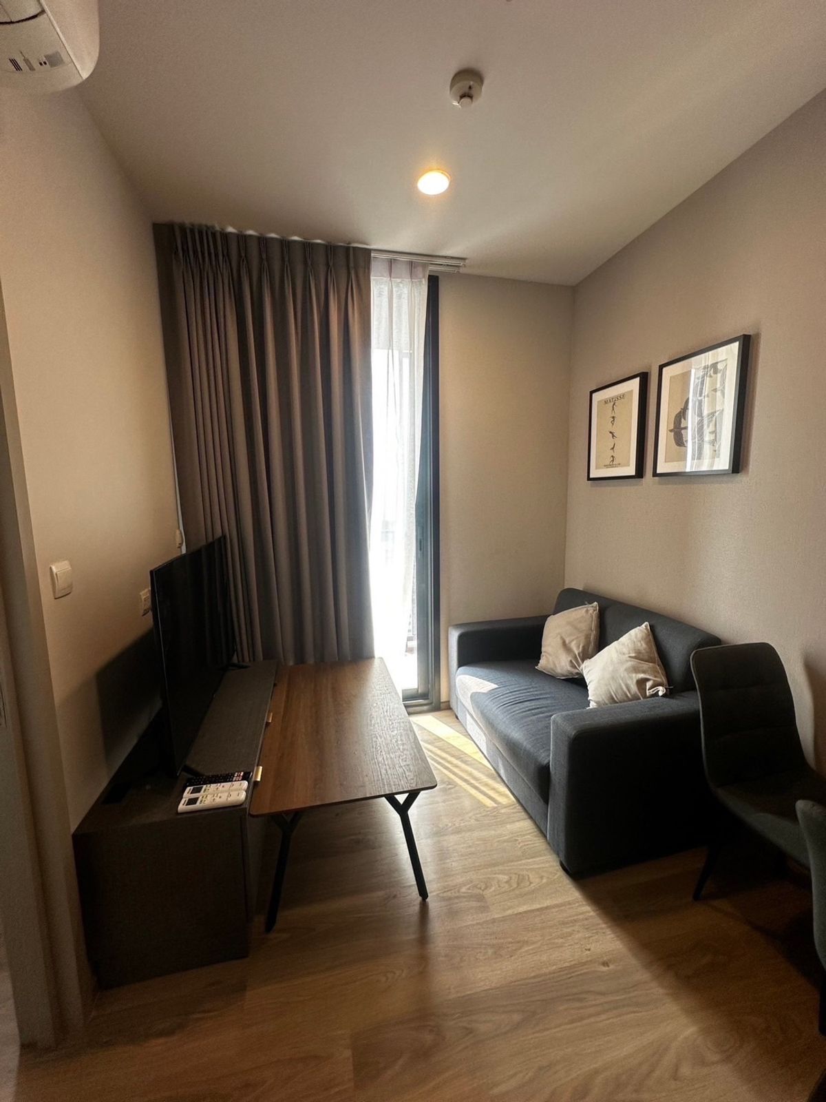 ให้เช่าคอนโดสุขุมวิท อโศก ทองหล่อ :  Condo for rent  :OKA HAUS Sukhumvit 36 ( BTS Thonglor ) MK-02  line @livingbkk