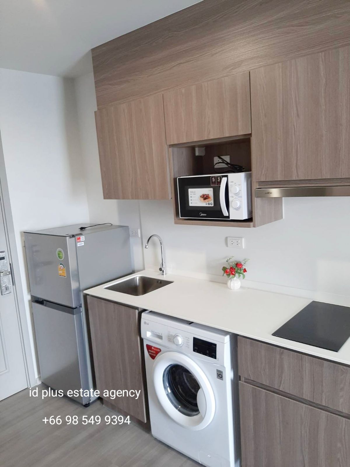 ให้เช่าคอนโดปิ่นเกล้า จรัญสนิทวงศ์ : The Parkland Charan - Pinklao Condo for rent : Studio room for 24.5 sqm. on 10th floor A building. With fully furnished and electrical appliances. Next to MRT Bangyikhan.Rental only for 10,000 / m.
